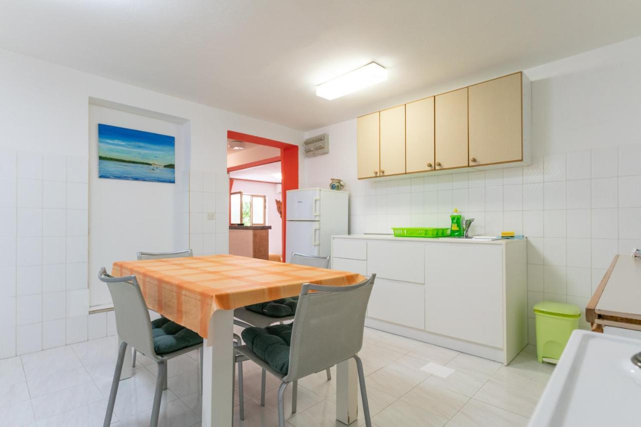 Apartment Milka Rovinj Exterior photo