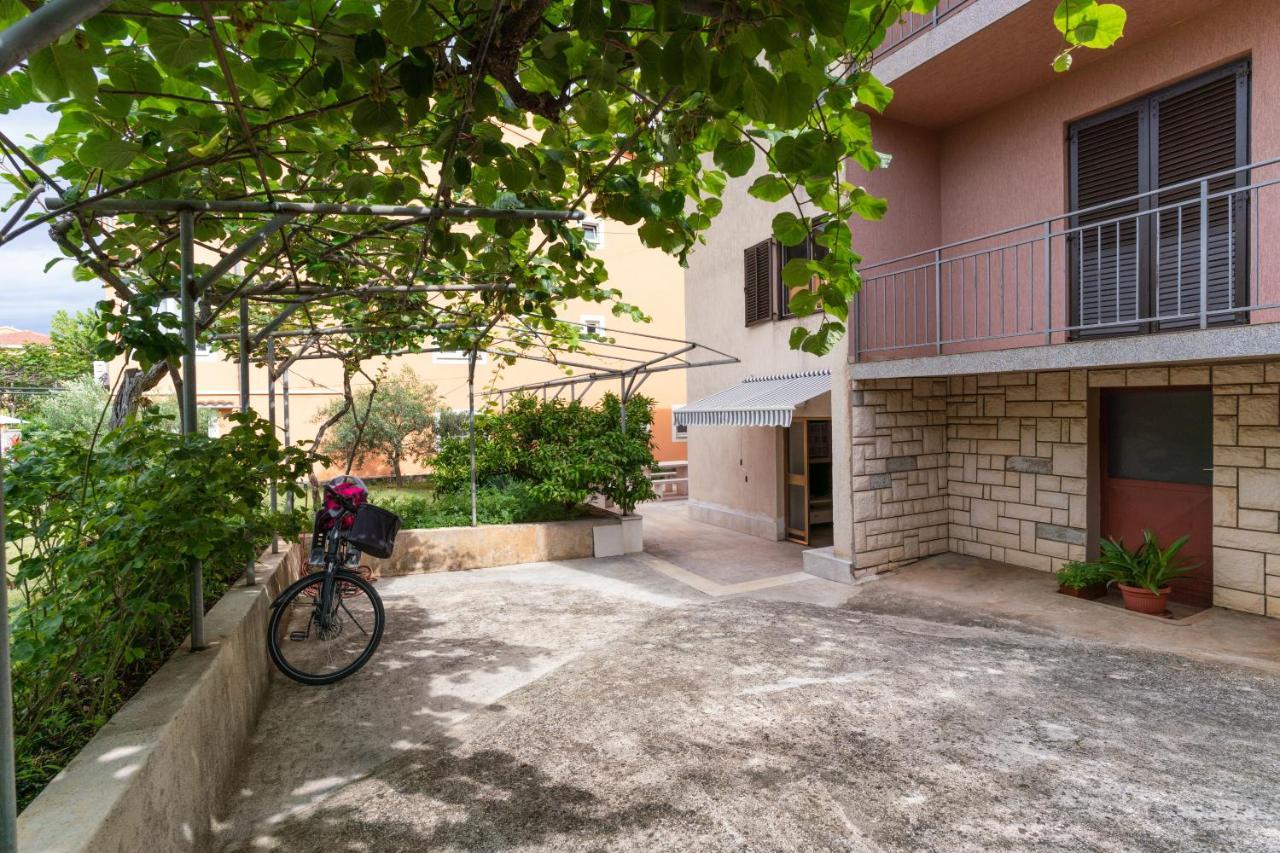 Apartment Milka Rovinj Exterior photo